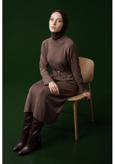 Armine Trend Kemer Detaylı Balıkçı Yaka Uzun Kollu Ribanalı Triko Elbise Mocha 26ktd911