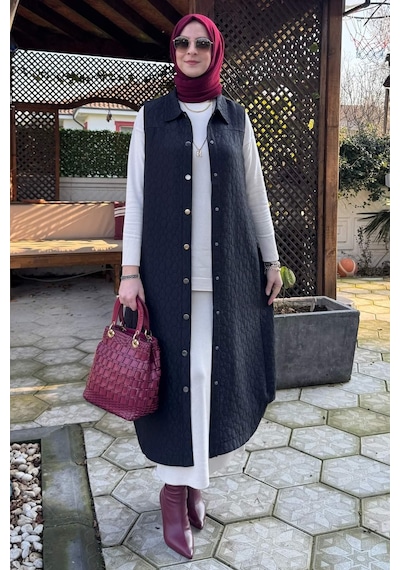 Rabia Şamlı Safir Kapitone Yelek Siyah Çok Renkli
