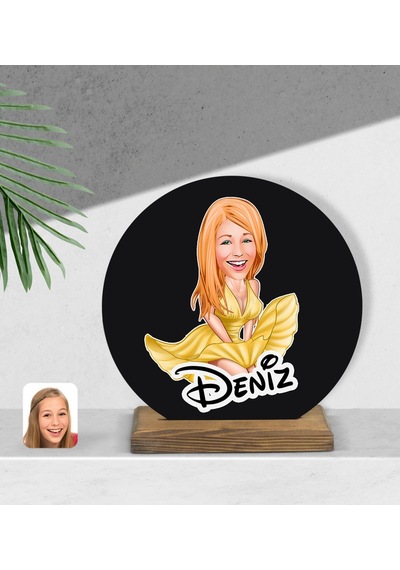 Kişiye Özel Marilyn Monroe Karikatürlü Yuvarlak Ahşap Biblo-1