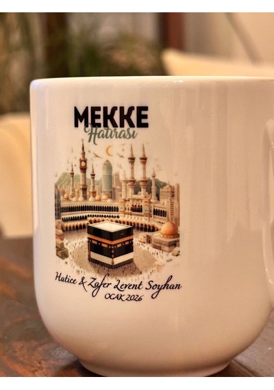 Kişiye Özel İsimli, Kâbe Görselli Mekke Hatırası Porselen Elite Kupa Bardak Çok Renkli