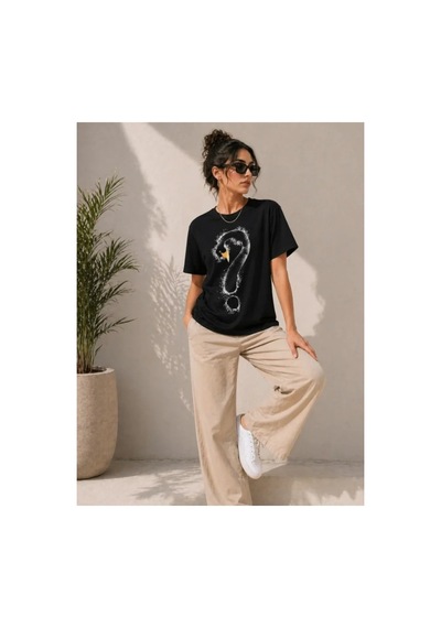 Butik İstanbul Kuğu Figürlü Soru İşareti Baskılı Tişört Kısa Kol T-shirt - Siyah Butik İstanbul Kuğu Figürlü Soru İşareti Baskılı Tişört Kısa Kol T-shirt - Siyah