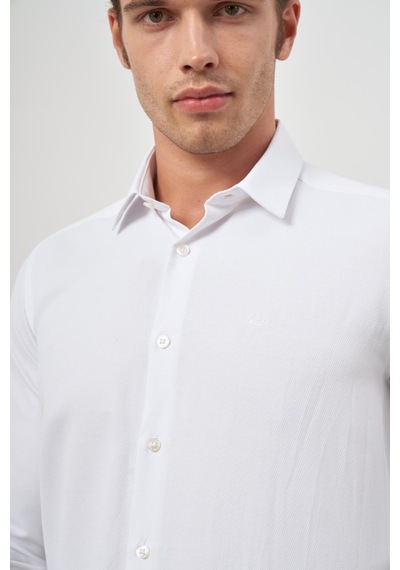 İmza Beyaz Uzun Kol Kendinden Desenli Armürlü 032 Sert Yaka Classic Slim Fit Gömlek 1004245151 Beyaz İmza Beyaz Uzun Kol Kendinden Desenli Armürlü 032 Sert Yaka Classic Slim Fit Gömlek 1004245151 Beyaz