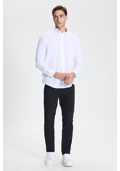 George Henry Gizli Düğmeli Yaka Kolay Ütülenebilir Pamuklu Slim Fit Dar Kesim Oxford Gömlek Beyaz George Henry Gizli Düğmeli Yaka Kolay Ütülenebilir Pamuklu Slim Fit Dar Kesim Oxford Gömlek Beyaz
