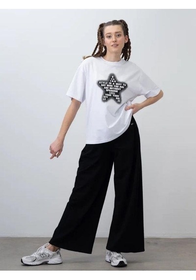 Zekids Kız Çocuk Yıldız Harf Baskılı Oversize T-shirt-15532 Beyaz Siyah
