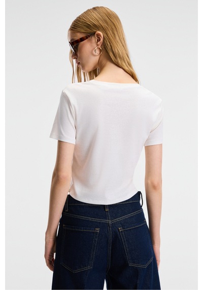 ETHIQUET ZERAYA Kadın Bisiklet Yaka Kısa Kollu Önde Nakış Detaylı Crop Beyaz T-Shirt