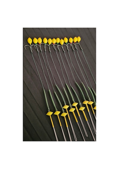 Yemleme Botu 12 Sert Buncuk Sarı Zeytin Rig Ve Boli Yüzen Model 12 Takım İnneler 2,3 No İnnesi Kambur Deyildir