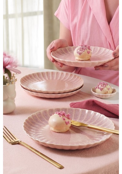 Kütahya Porselen Bone Rosy 4 Parça 21 Cm Pasta Tabağı Çok Renkli