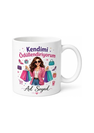 Kendimi Ödüllendiriyorum Bahanesiyle Alışveriş Yapan Kadın Kupa Bardak Hediye Beyaz / Çok Renkli