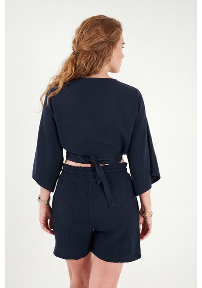 Lela Pamuklu Regular Fit Bağlamalı Crop Kimono Bayan Kimono 668yl2783 Lacivert Lela Pamuklu Regular Fit Bağlamalı Crop Kimono Bayan Kimono 668yl2783 Lacivert