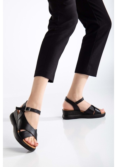 Analin Shoes Kadın Hakiki Deri Bilekten Bağlı Yüksek Taban Sandalet Siyah