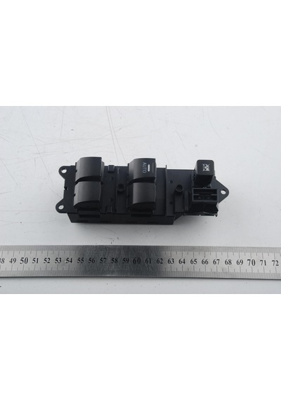 Itaqı Ön Sol Cam Açma Düğmesi Mitsubishi L200 2016- Su Kasa Uyumlu 8608a293