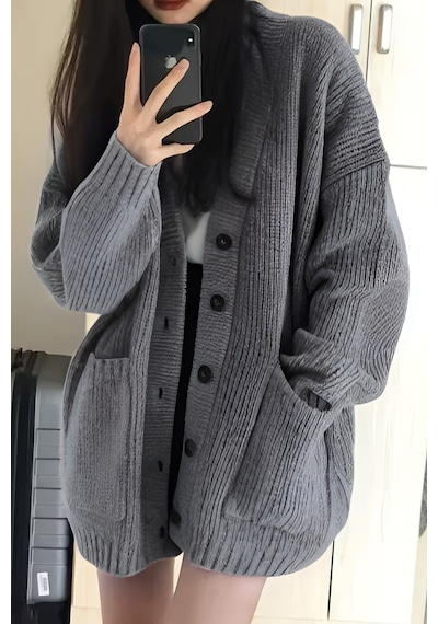 Cool Tarz Kadın Oversize Cepli Düğmeli V Yaka Triko Hırka Füme Füme