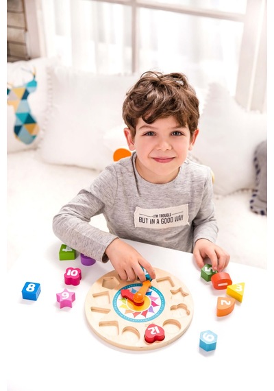 Classic World Ahşap Saat ve Şekiller Tik Tak
