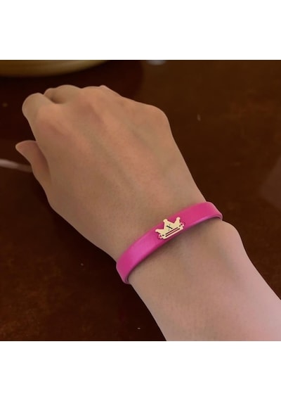 X Harfine Özel Doğal Pembe Derili Taç Figürlü 14 Ayar Altın Plakalı Hediye Bileklik-514harf X