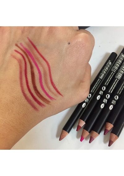 Dudak Kalemi & Ultra Rich Color Lip Pencil No: 03 Nude 0