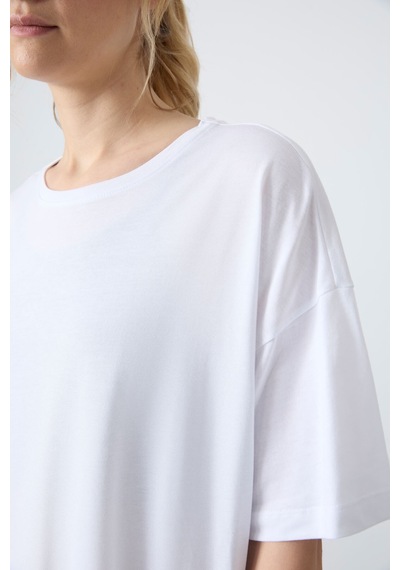 Tommy Life Beyaz Penye Modal Yumuşak Tuşeli Oversize Fit Basic Kadın T-shirt- 97285 Beyaz