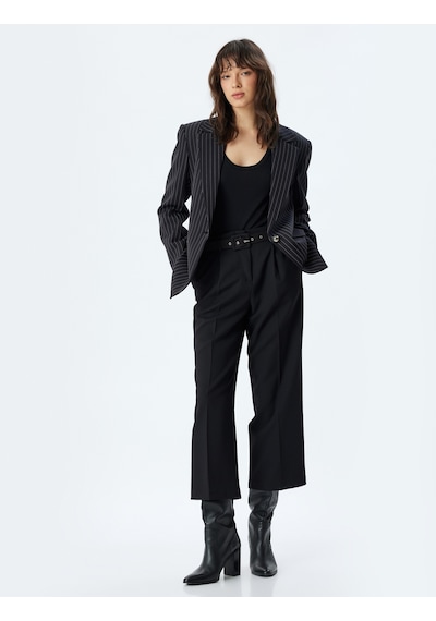 Koton Oversize Kumaş Pantolon Yüksek Bel Geniş Paça Kemerli Cepli Siyah 5wak40029uw Siyah