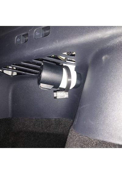 2020 Tesla Model Y J1772 Adaptör Bagaj Tutucu