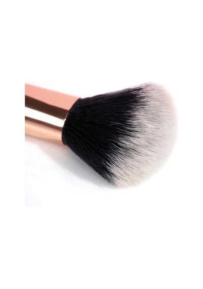 Brushworks Blush Brush Yumuşak Kabuklu Allık Ve Bronzlaştırıcı Fırçası