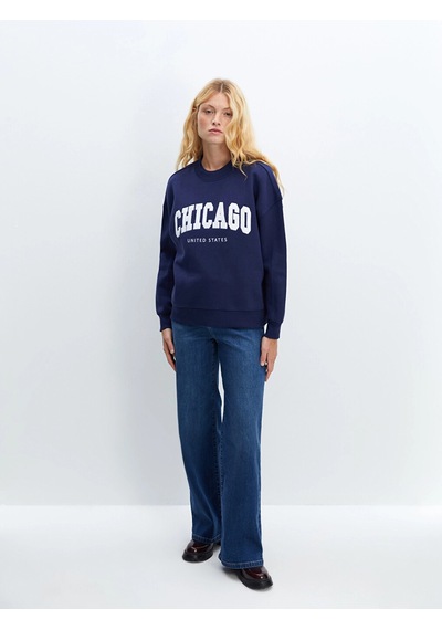 LC Waikiki Lcw Vision Lacivert Bisiklet Yaka Baskılı Oversize Kadın Kalın Sweatshirt Lacivert Hfh
