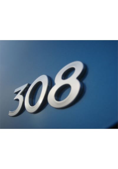 23023 Peugeot 308 Arka Bagaj Yazı