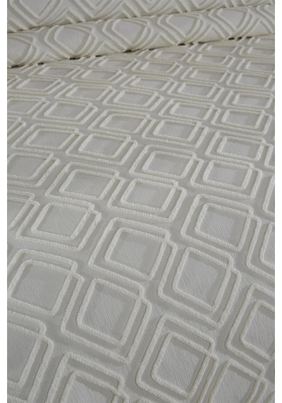 Velisa Çift Kişilik Şönil Desenli 235x250 Cm Pike Takımı Krem Krem
