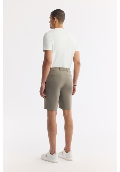 Avva Erkek Haki Beli Lastikli Bi-stretch Teknik Kumaş Relaxed Fit Şort A51y3712