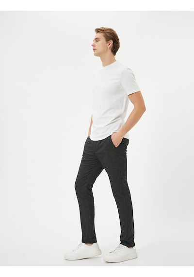 Koton Kumaş Pantolon Desenli Slim Fit Düğmeli Cep Detaylı Antrasit Desenli 4sam40022hw 4SAM40022HW9D3 Antrasit Koton Kumaş Pantolon Desenli Slim Fit Düğmeli Cep Detaylı Antrasit Desenli 4sam40022hw 4SAM40022HW9D3 Antrasit