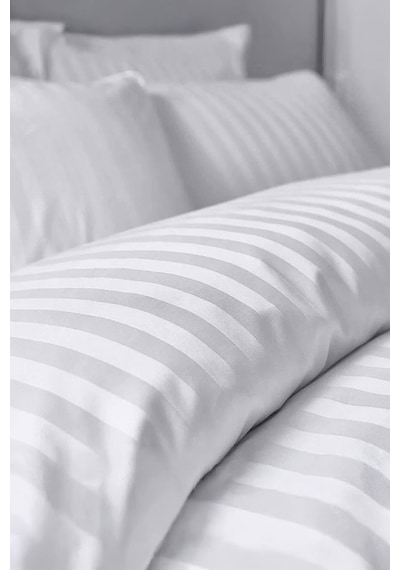 Çift Kişilik %100 Pamuk Saten Nevresim Seti Premium Seri 8 Renk Seçeneği 200x220 Beyaz