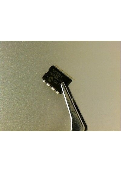 Pıc12C509A 12C509 8-Bit 4Mhz Mikrodenetleyici Dıp8