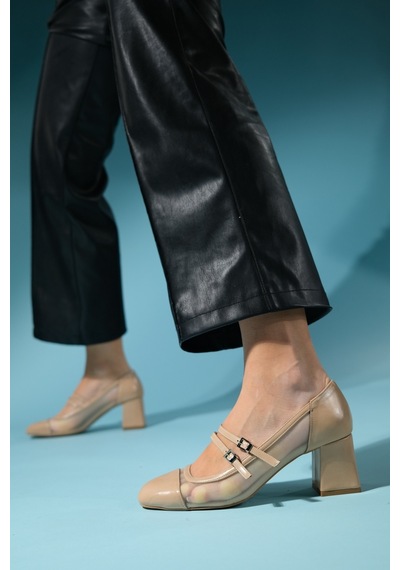 Luvishoes Scots Bej Kadın Kalın Topuklu Ayakkabı Bej