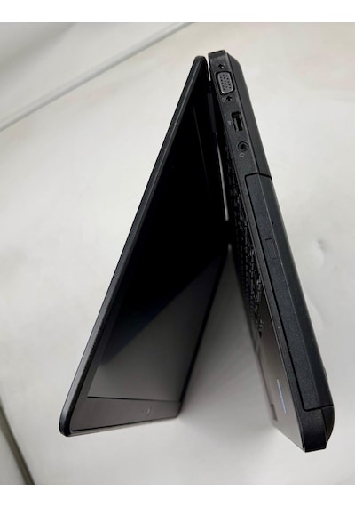 Dell Latitude E5540 i7-4600U 8 GB 128 GB 15.6" W11P Dizüstü Bilgisayar (Yenilenmiş)