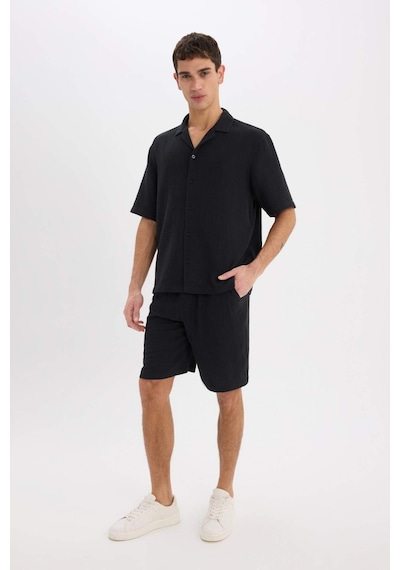 DeFacto %100 Pamuk Relax Fit Müslin Cepli Basic Düz Bermuda Şort C7589AX25SMBK81