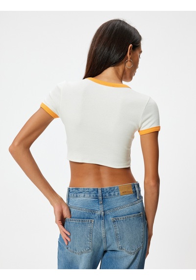 Koton Crop Tişört Yaz Temalı Baskılı Biyeli Bisiklet Yaka Kısa Kollu Slim Fit Ekru 4sal11136ık Ekru Koton Crop Tişört Yaz Temalı Baskılı Biyeli Bisiklet Yaka Kısa Kollu Slim Fit Ekru 4sal11136ık Ekru
