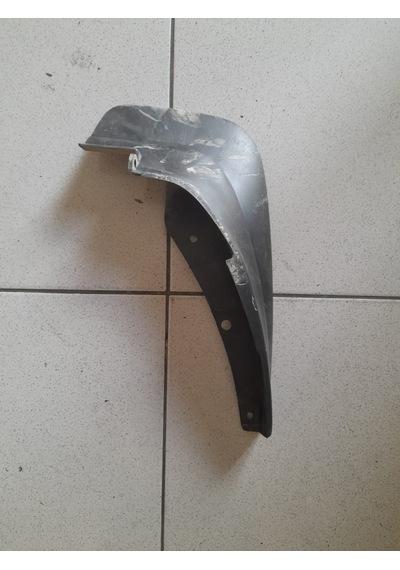 Mazda 323 Sol Ön Çamurluk Tozluğu