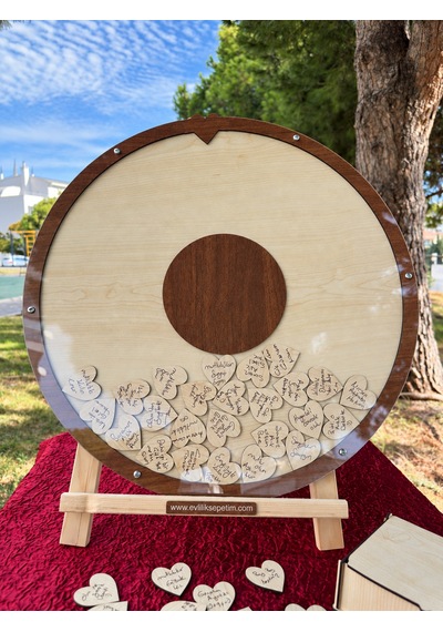 Kişiye Özel Akçaağaç Zeminli Ceviz Çerçeveli Yuvarlak Anı Kutusu 50cm İçi Yuvarlak İsimlikli