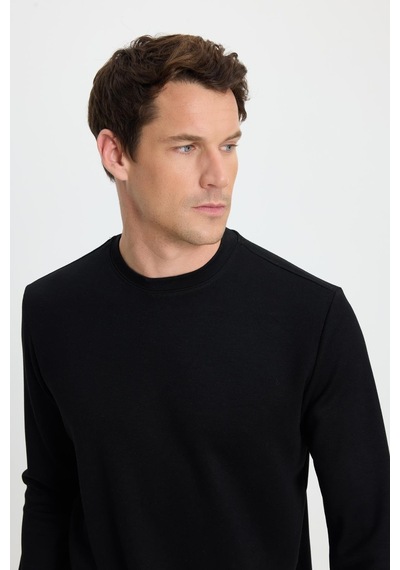 Tudors Erkek Relax Fit Rahat Kesim Uzun Kollu Ekstra Yumuşak Bisiklet Yaka Siyah Sweatshirt-41866 Siyah Tudors Erkek Relax Fit Rahat Kesim Uzun Kollu Ekstra Yumuşak Bisiklet Yaka Siyah Sweatshirt-41866 Siyah