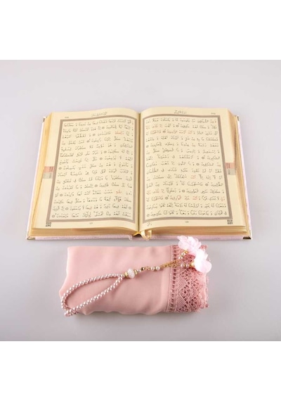Şal + Tesbih + Kuran Hediye Seti (Çanta Boy, Kadife, Pudra Pembe)