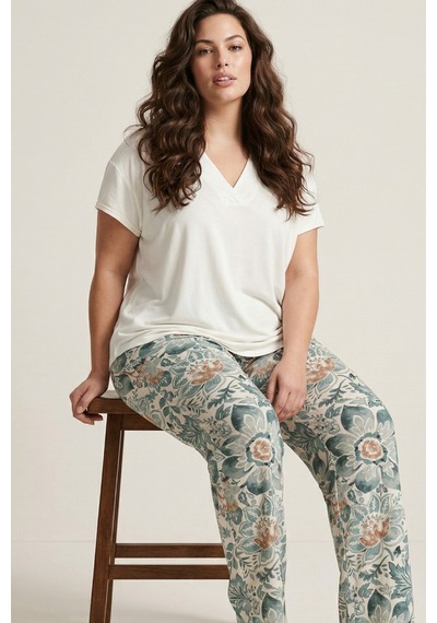 Siyah İnci Desenli Büyük Beden Battal Boy Viskon Örme Pijama Takım 26120978 Ekru