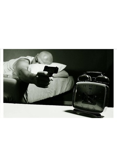 Uzaktan Tabancalı Alarm Saat Lcd Ekran Gun Alarm Clock