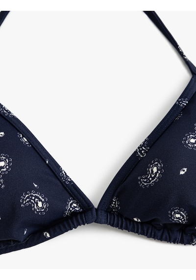 Koton Üçgen Bikini Üstü Şal Desenli Pedli Astarlı Lacivert Desenli 4sak10266mm Lacivert Koton Üçgen Bikini Üstü Şal Desenli Pedli Astarlı Lacivert Desenli 4sak10266mm Lacivert