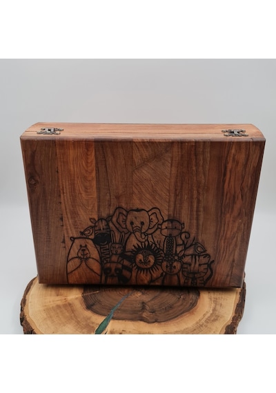 Ahşap Kişiye Özel Sandık 30x40x10 Cm