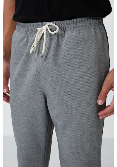 TOMMYLIFE Gri Melanj Yüzeyi Dokulu Standart Fit Erkek Eşofman Alt - 82154 GB MELANJ