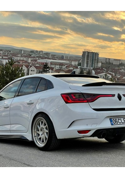 Renault Megane 4 Yarasa Spoiler--Fibersan Tuning