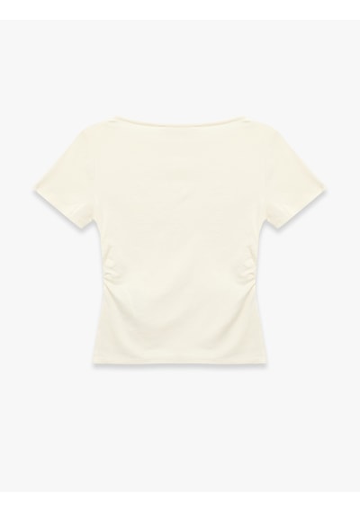 Koton Viskon Slim Fit Büzgülü Bisiklet Yaka Kısa Kollu Tişört Ekru 7wak50052ek