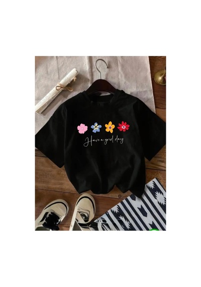 Medinenur Renkli Çiçekler Baskılı Basic T-shirt Siyah