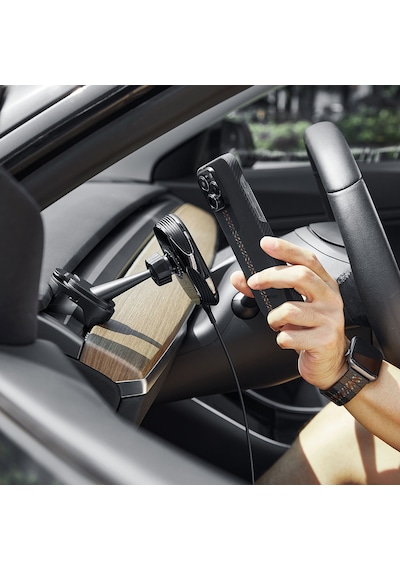 Pitaka Magez Pro 2 Magsafe Özellikli Qi2 Tesla Model Y Ve Model 3 Uyumlu Araç Telefon Tutucu Siyah