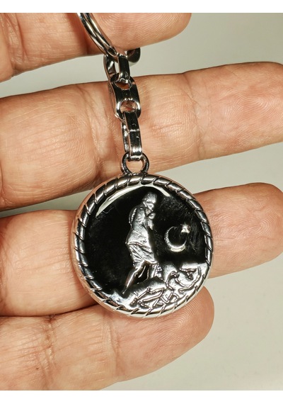 Atatürk Silüetli Siyah Metal Anahtarlık Çok Renkli