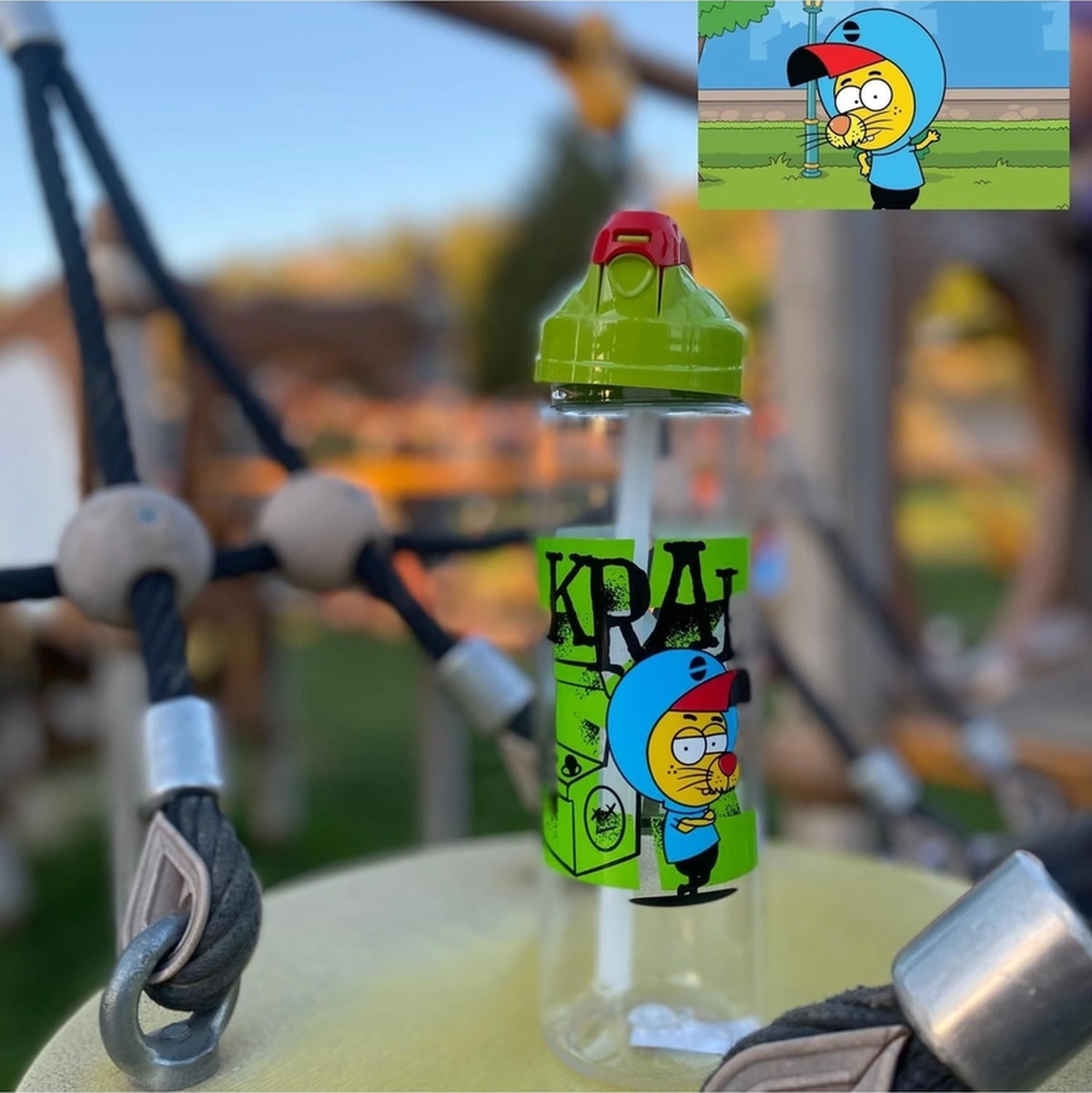 Kral Şakir Hayranları Desenli-pipetli Tritan Matara 630 Cc Yeşil Yeşil