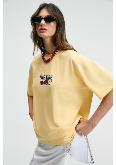 Grımelange CASSIANE Kadın Bisiklet Yaka Kısa Kollu Ön Ve Arka Baskılı Regular Sarı T-Shirt Grımelange CASSIANE Kadın Bisiklet Yaka Kısa Kollu Ön Ve Arka Baskılı Regular Sarı T-Shirt